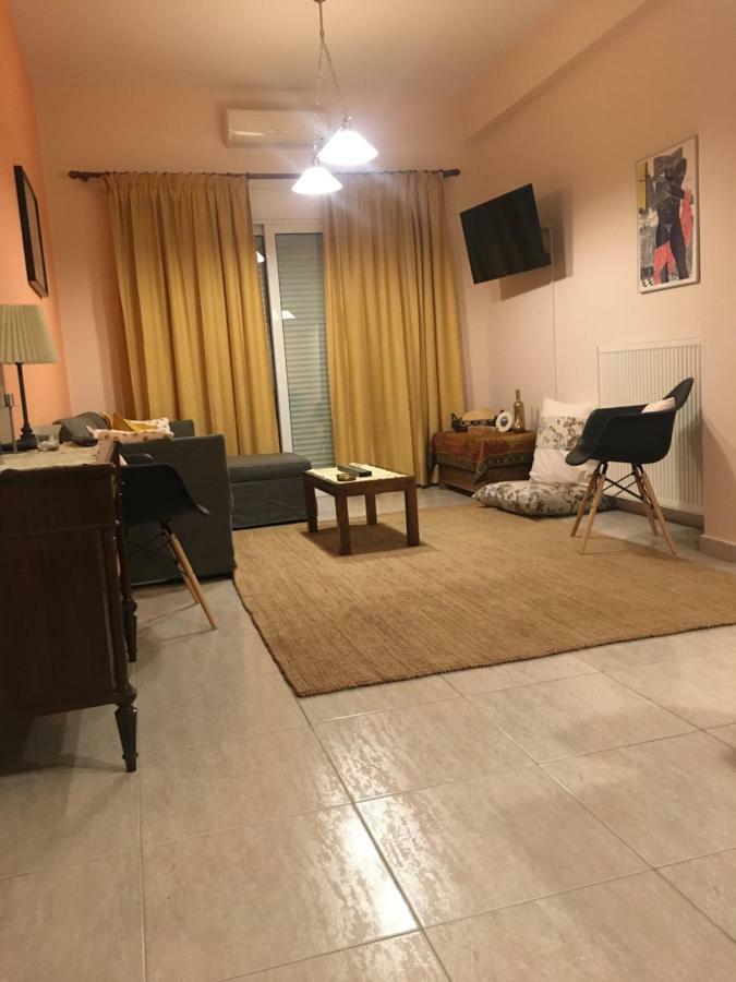 Central 2-Bedroom Luxury Apartment イラクリオン エクステリア 写真