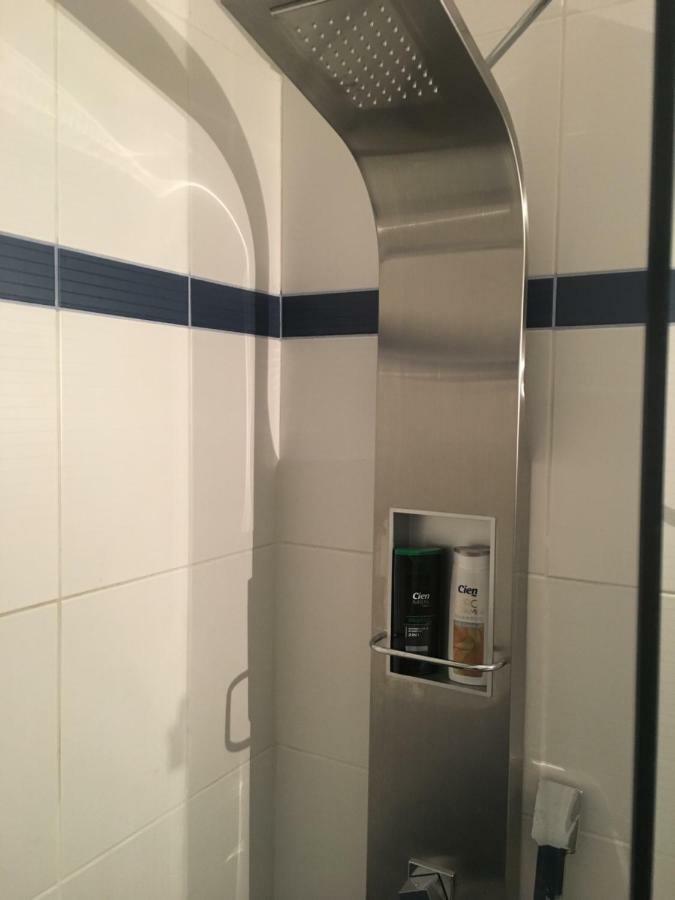 Central 2-Bedroom Luxury Apartment イラクリオン エクステリア 写真