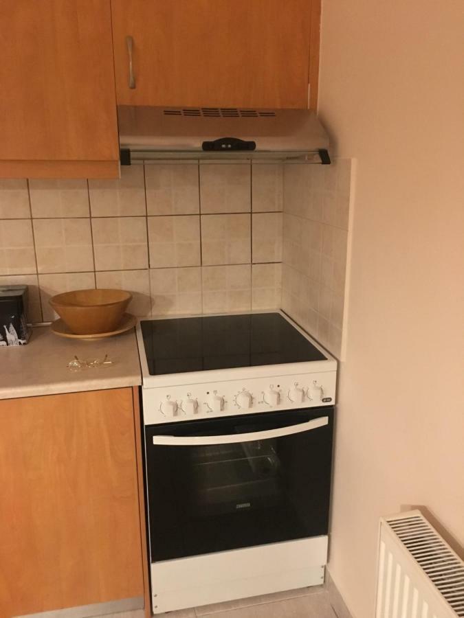 Central 2-Bedroom Luxury Apartment イラクリオン エクステリア 写真